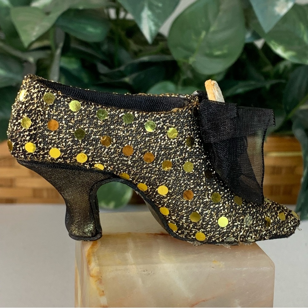 Miniature Victorian Shoe High Heel Slipper Sequins Cameo Bow Glam Decoration 4.2 - Picture 9 of 16
